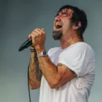 Chino Moreno de Deftones en vivo