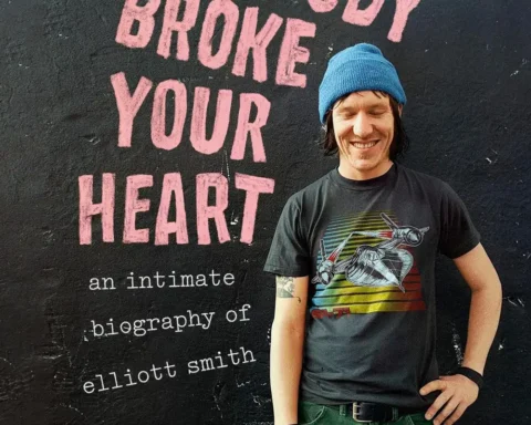 Portada de Nobody Broke Your Heart, biografía de Elliott Smith de Jamie Fisher