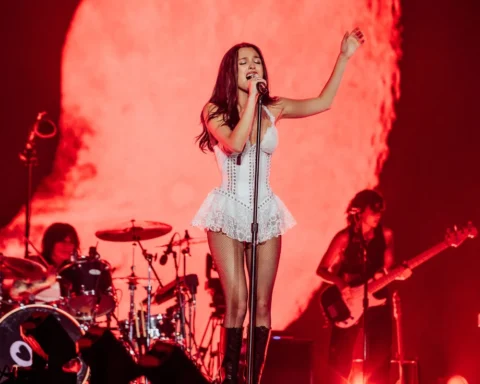 Olivia Rodrigo se presenta en Glastonbury 2025