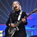 Phoebe Bridgers en el escenario
