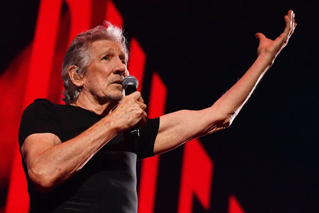 Roger Waters en el O2 Arena durante la gira This Is Not A Drill, el 6 de junio de 2023 en Londres, Inglaterra