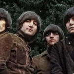 The Beatles durante la sesión fotográfica de Rubber Soul, 1965