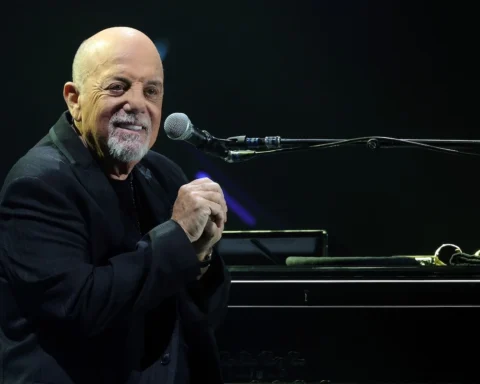 Billy Joel se presenta en el Allegiant Stadium el 9 de noviembre de 2024, en Las Vegas, Nevada.