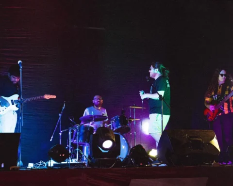 Fiebre Aviar, banda de rock de Lima