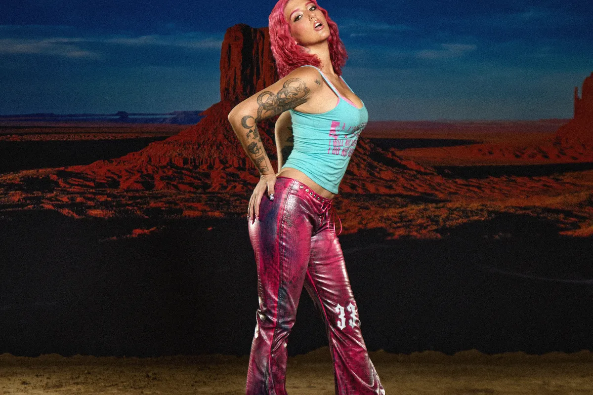 Marie Cherry Pop, foto editorial de su sencillo “333”