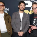 Joe Hahn y Mike Shinoda de Linkin Park con Mark Hoppus en el estreno mundial del documental Unshatter