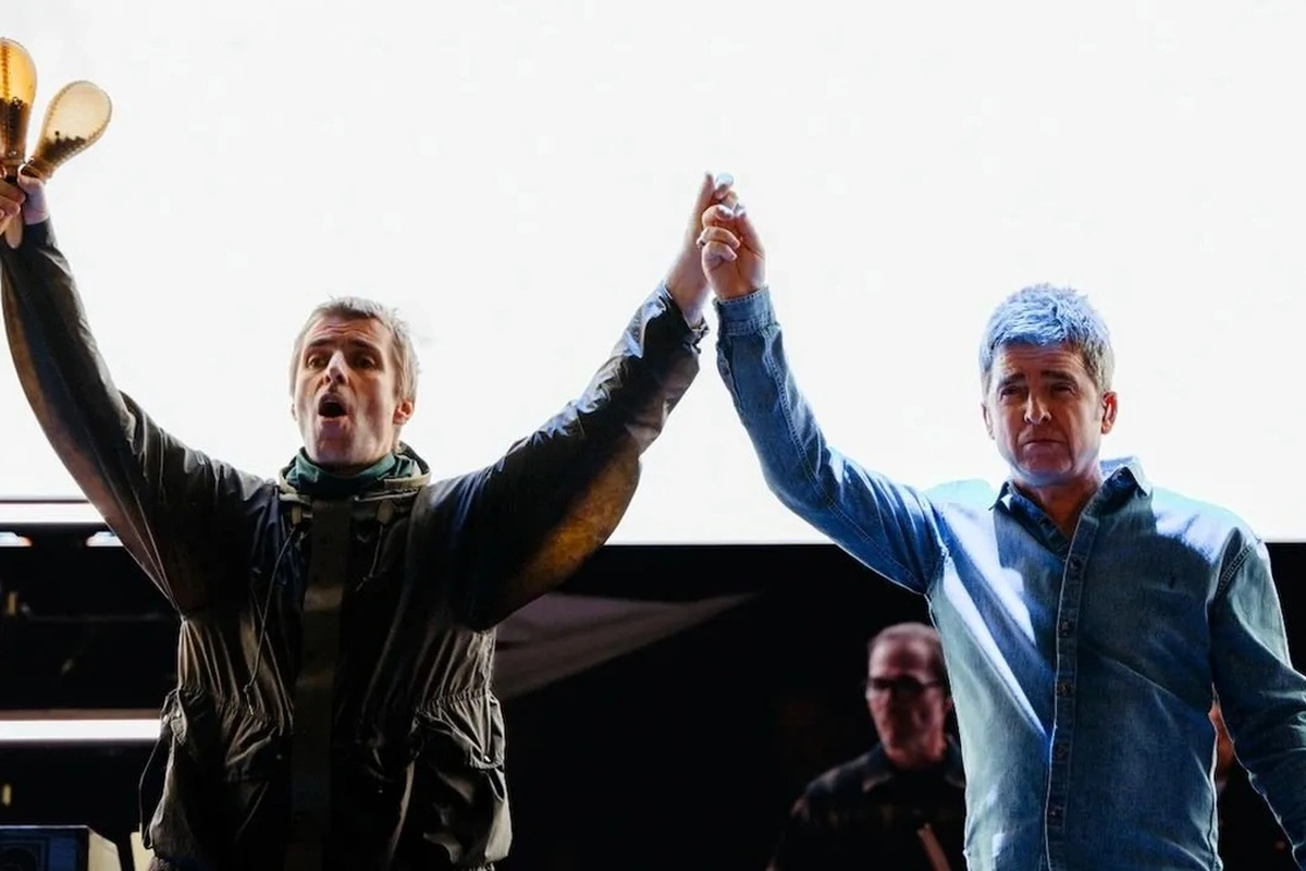 Fan de Oasis en el mosh pit del show en el estadio River Plate de Buenos Aires, fotografía nominada a los Abbey Road Music Photography Awards 2026