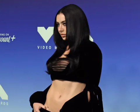 Charli XCX en los VMA 2026