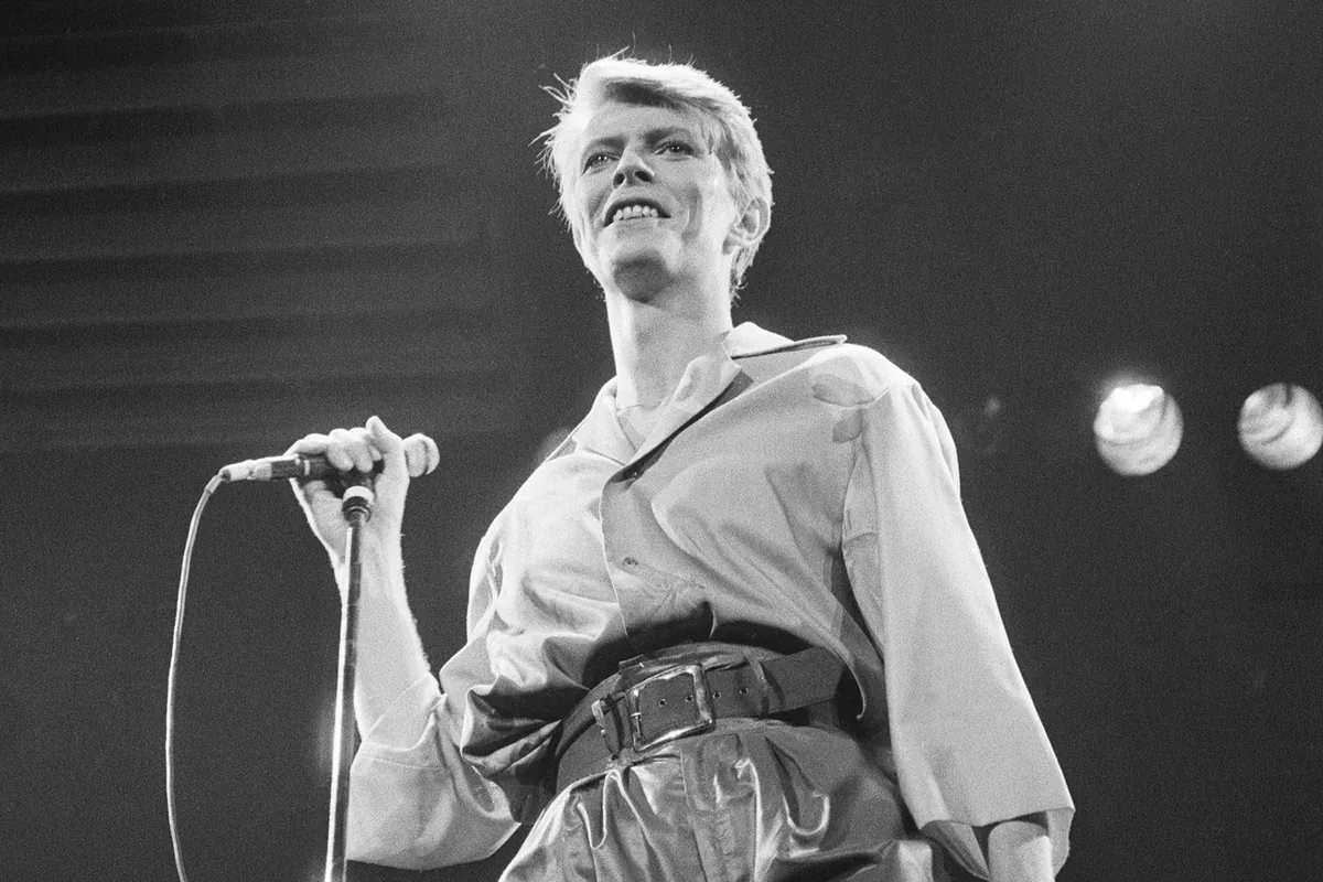 David Bowie en concierto en 1978