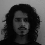 Edgar bajo el agua