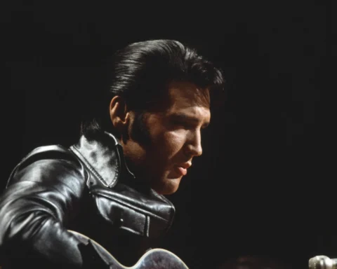 Elvis Presley durante su especial de regreso de 1968 en NBC